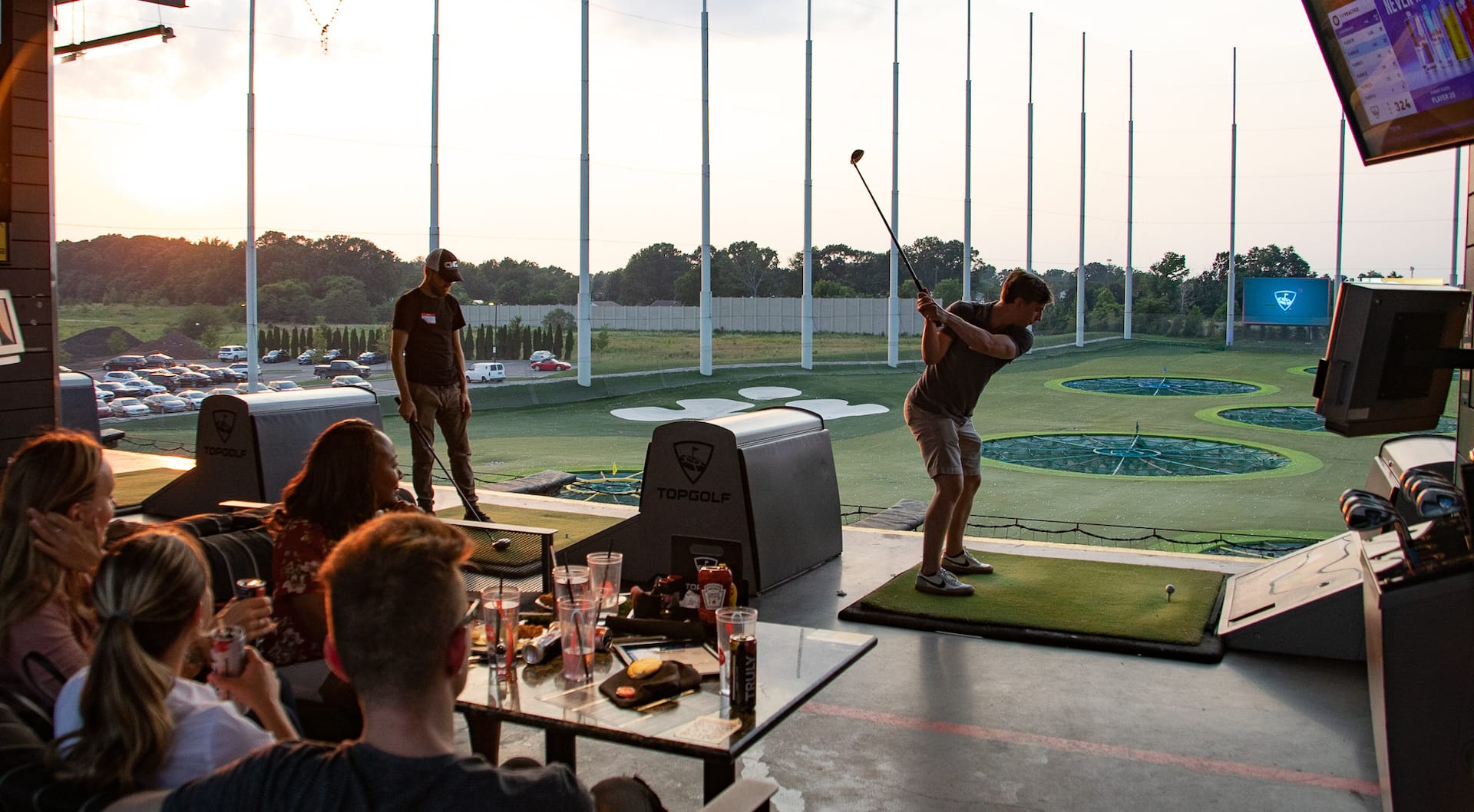 Swing by Topgolf Edison Integris