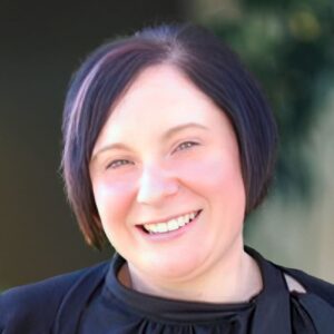 Debbie Lawrence headshot